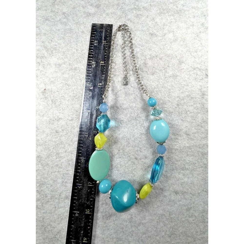 Vintage Y2K Turquoise Blue Green Chunky Beaded Statement Necklace Boho